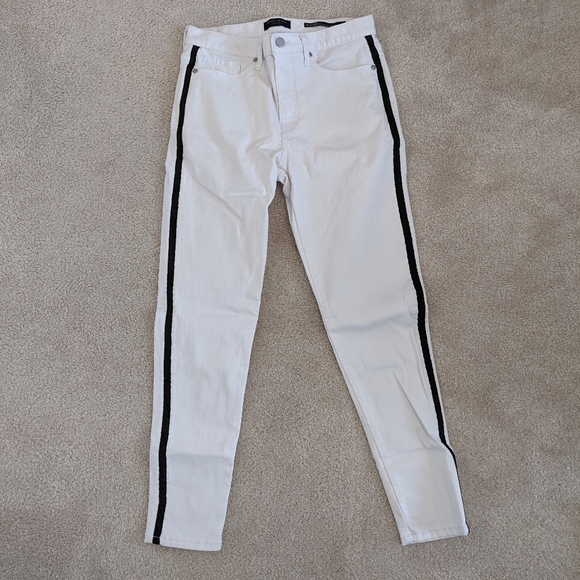 Banana Republic White Skinny Jeans - Picture 2 of 2